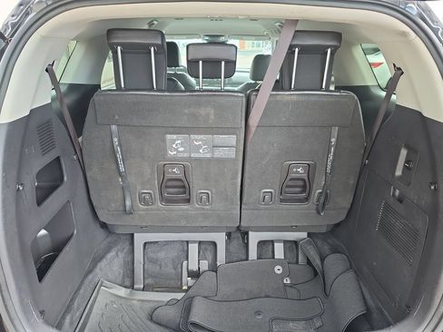 Used 2022 Kia Carnival LX FWD image 20
