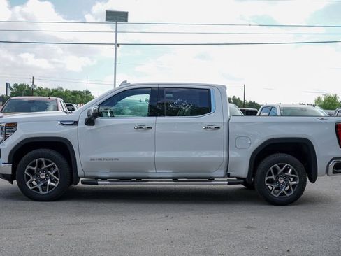 New 2026 GMC Sierra 1500 SLT image 5