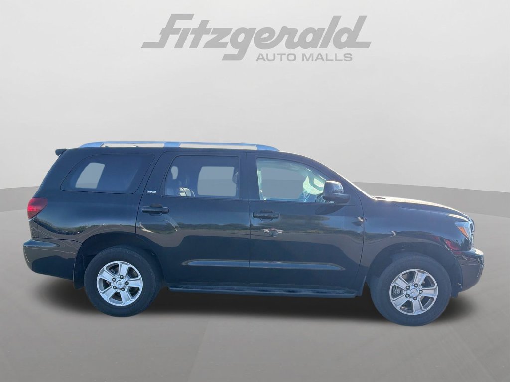 Used 2019 Toyota Sequoia SR5 w/ Premium Package AWD/4WD image 5