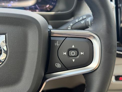 New 2026 Volvo XC40 B5 Ultra w/ Climate Package AWD/4WD image 11