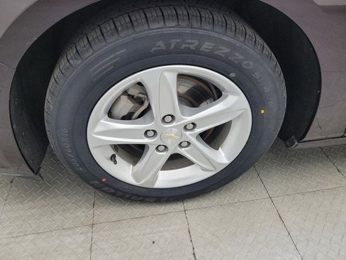 Used 2020 Chevrolet Malibu LS image 31