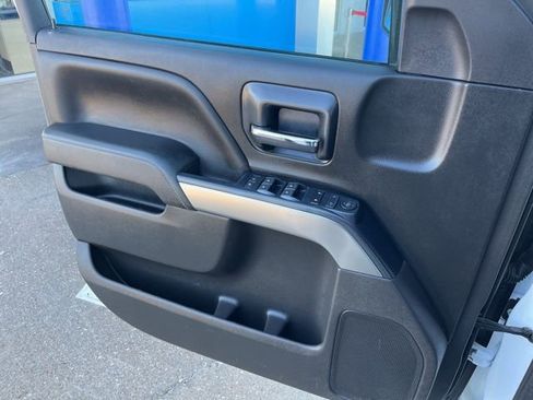 Used 2018 Chevrolet Silverado 1500 LT w/ All Star Edition image 17