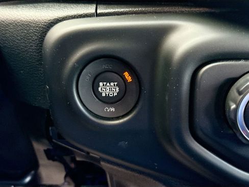 Used 2021 Jeep Wrangler Sport image 15