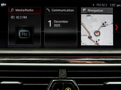 Used 2019 BMW 750i xDrive w/ Executive Package image 28