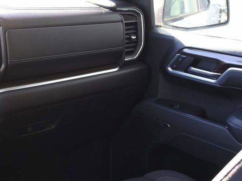 Used 2025 Chevrolet Silverado 1500 LT w/ LPO, Dark Essentials Package image 16