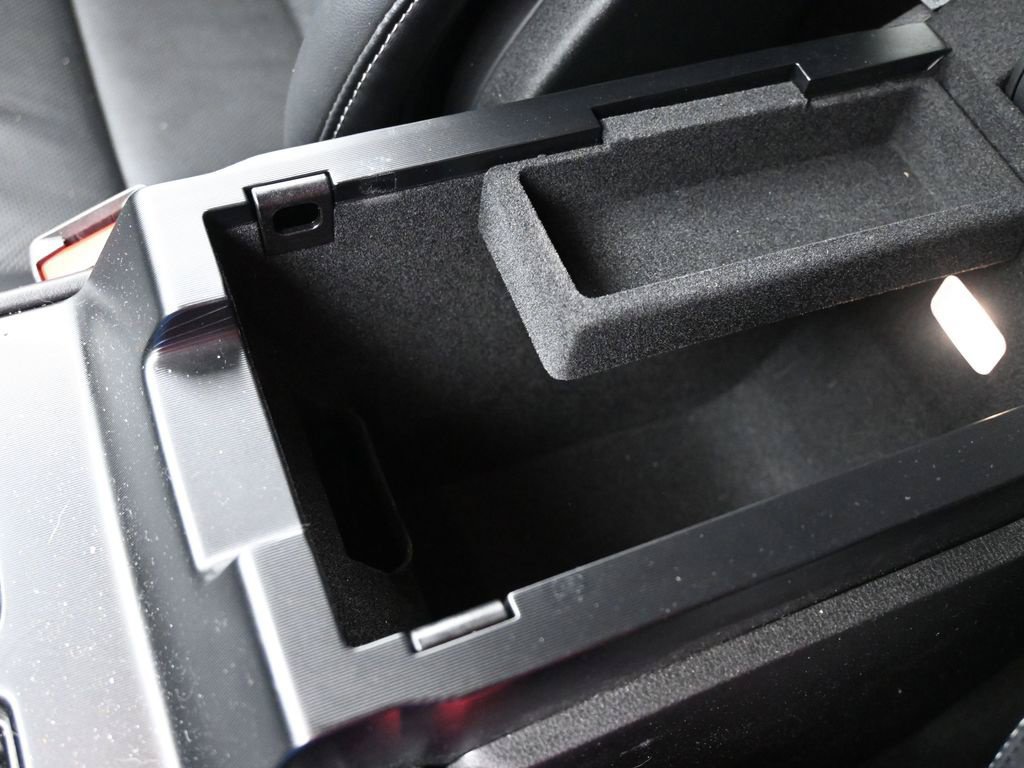 Used 2024 Lincoln Corsair Reserve AWD/4WD image 44