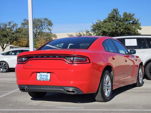 Used 2022 Dodge Charger SXT image 6