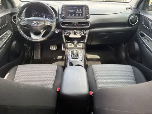 Used 2018 Hyundai Kona SEL w/ SEL Tech Package 02 FWD image 12
