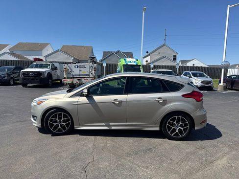Used 2015 Ford Focus SE w/ SE Sport Package FWD image 47