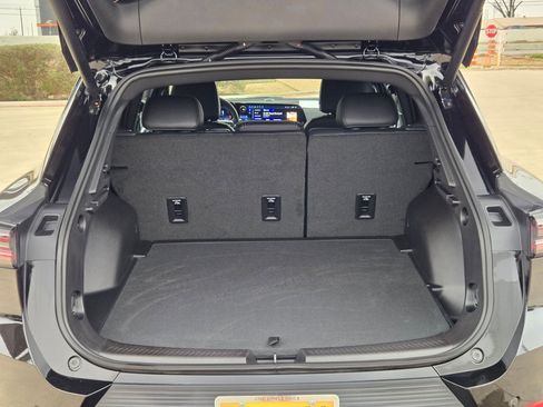 Certified 2026 Chevrolet Equinox EV LT image 25