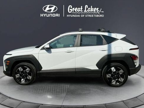 Used 2024 Hyundai Kona SEL AWD/4WD image 3
