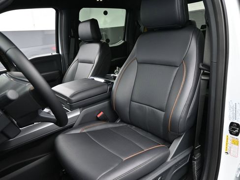 New 2025 Ford F150 Lariat w/ Equipment Group 502A High image 26