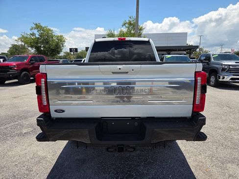 Used 2025 Ford F250 King Ranch w/ FX4 Off-Road Package AWD/4WD image 14