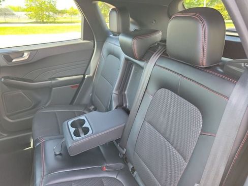 Certified 2024 Ford Escape ST-Line w/ Tech Pack #1 AWD/4WD image 24