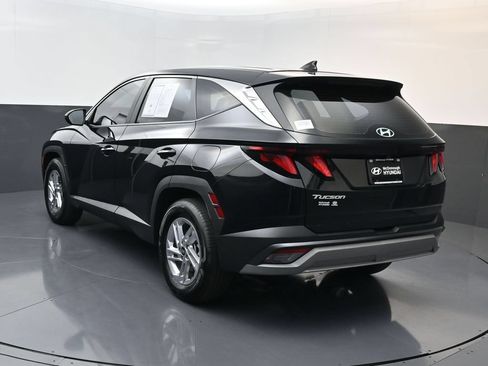 Certified 2026 Hyundai Tucson SE FWD image 6