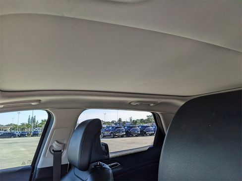 Certified 2025 Kia Sportage SX image 25