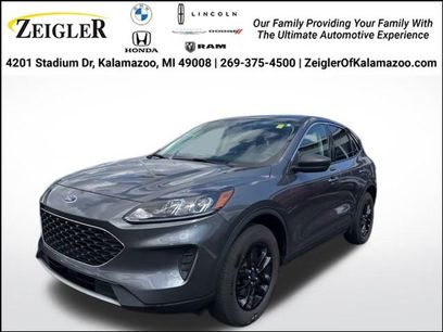 Used 2022 Ford Escape SE w/ Convenience Package