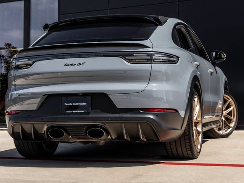 Certified 2022 Porsche Cayenne Turbo GT AWD/4WD image 11