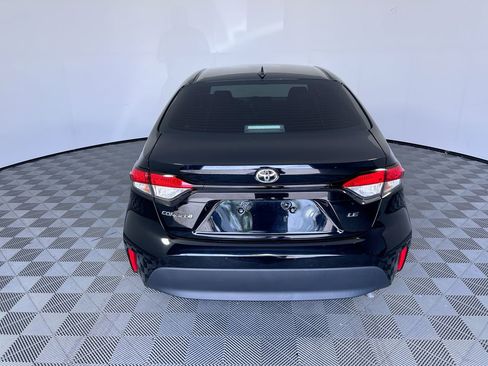 Used 2024 Toyota Corolla LE FWD image 4