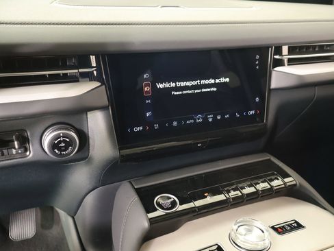 New 2026 Lincoln Navigator Reserve AWD/4WD image 6