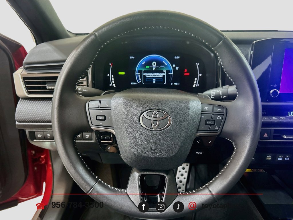 Used 2026 Toyota Camry Hybrid w/ Convenience Package FWD image 10