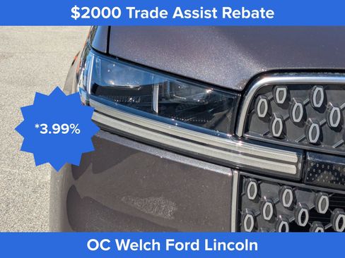 Certified 2025 Lincoln Navigator Reserve image 12