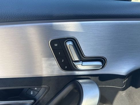 Used 2020 Mercedes-Benz A 220 image 14