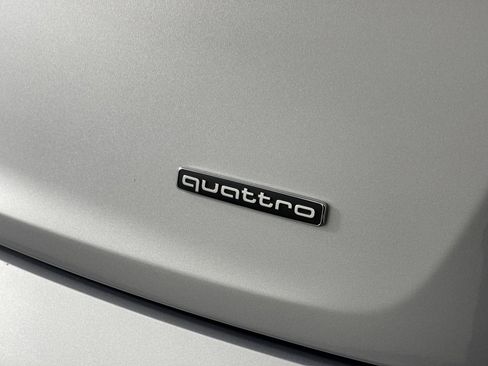 Used 2022 Audi Q5 2.0T Premium Plus w/ Premium Plus Package image 14