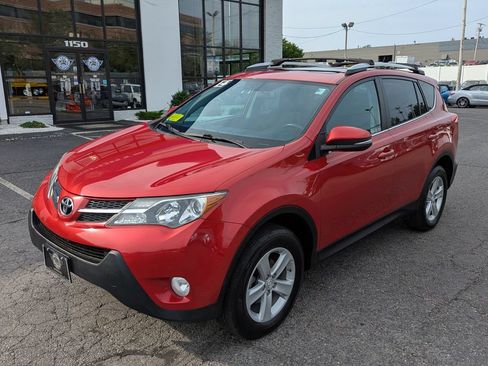 Used 2014 Toyota RAV4 XLE AWD/4WD image 2