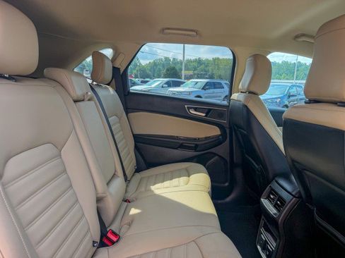 Used 2020 Ford Edge SEL w/ Convenience Package FWD image 20