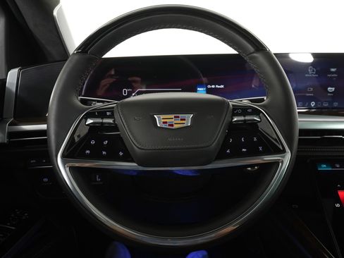 Used 2025 Cadillac Escalade Sport Platinum w/ LPO, ONYX Package AWD/4WD image 19