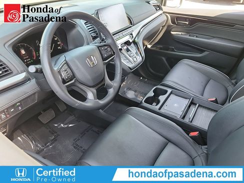 Certified 2026 Honda Odyssey Touring image 9
