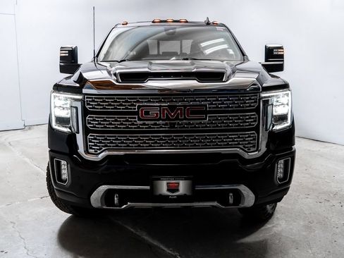 Used 2020 GMC Sierra 2500 Denali w/ Denali Ultimate Package AWD/4WD image 9