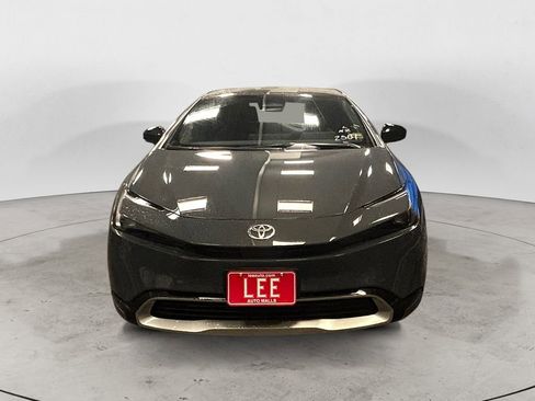 New 2026 Toyota Prius Plug-In Hybrid image 8