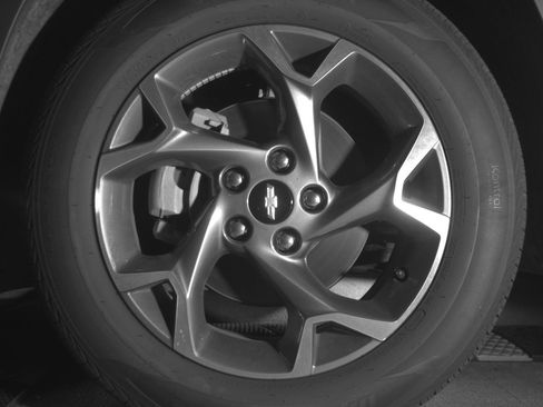 Used 2025 Chevrolet Trax LT image 12