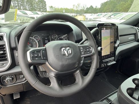 New 2026 RAM 2500 Big Horn AWD/4WD image 21