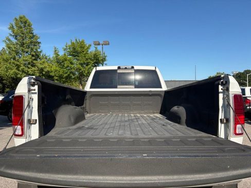 Used 2015 RAM 3500 Laramie Longhorn AWD/4WD image 17