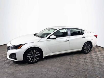 Certified 2023 Nissan Altima 2.5 SV w/ SV Premium Package