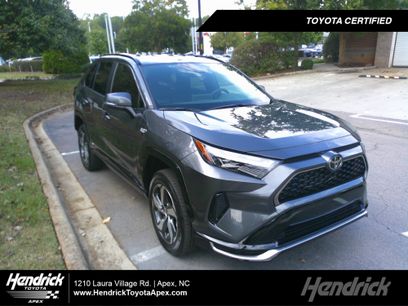Used 2025 Toyota RAV4 SE