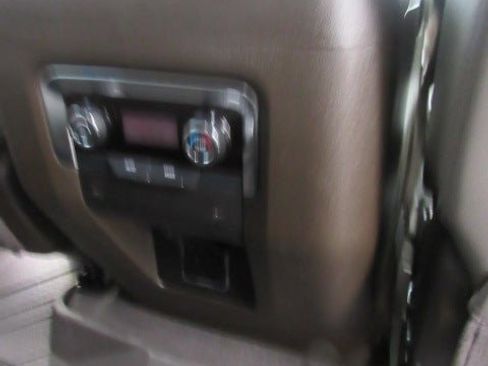 Certified 2025 Chevrolet Tahoe LT image 12