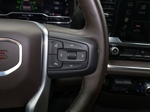 Used 2025 GMC Sierra 1500 SLT AWD/4WD image 23