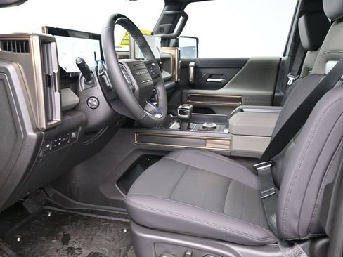 New 2025 GMC Hummer EV 2X w/ LPO, Sport Package image 14