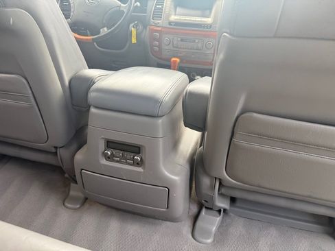 Used 2003 Lexus LX 470 4WD image 69