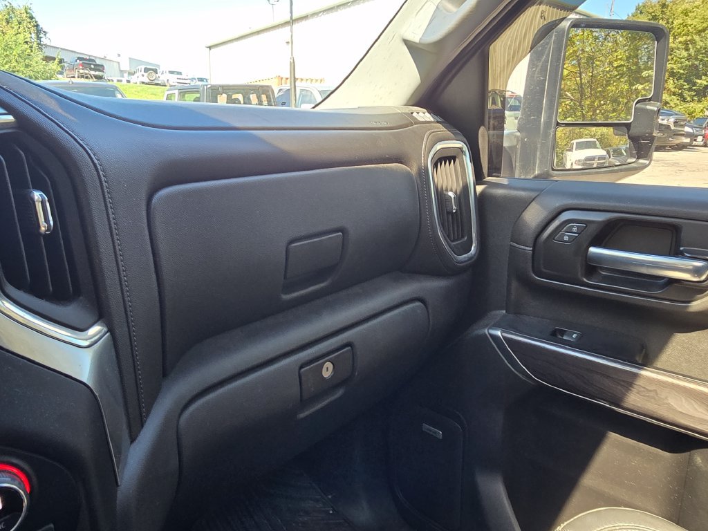 Used 2020 Chevrolet Silverado 2500 LTZ w/ LTZ Premium Package AWD/4WD image 36