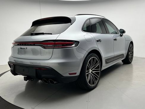 Certified 2025 Porsche Macan S AWD/4WD image 22
