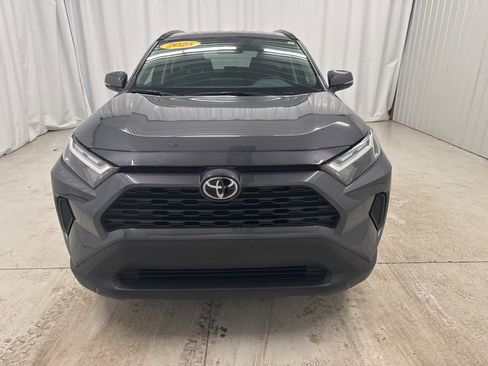 Used 2025 Toyota RAV4 XLE image 9