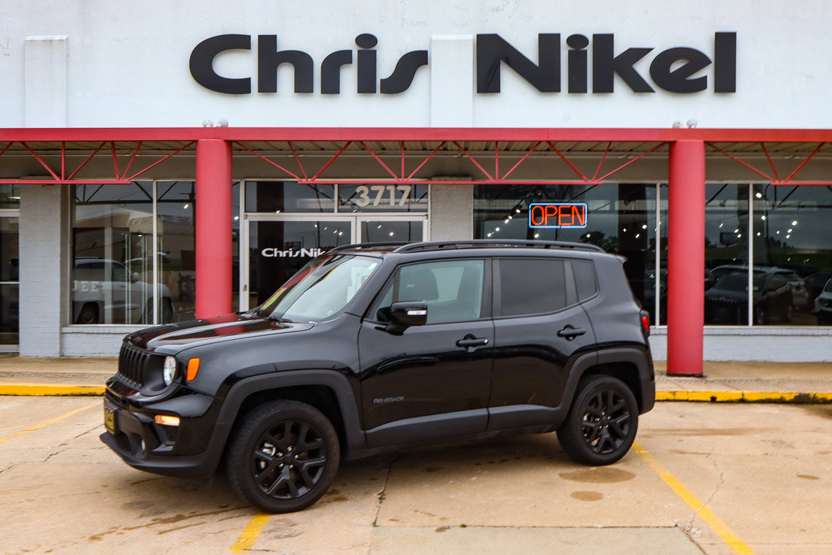 Used 2023 Jeep Renegade Altitude w/ Sun/Sound Group AWD/4WD image 1