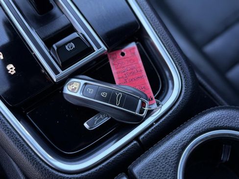 Used 2021 Porsche Panamera image 55