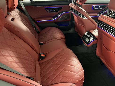 New 2026 Mercedes-Benz S 580 4MATIC Sedan image 23