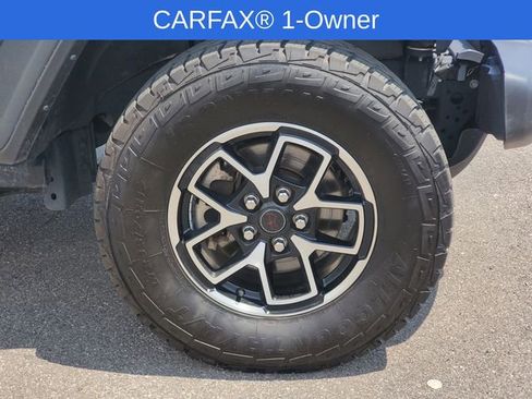 Used 2024 Jeep Wrangler Unlimited Rubicon AWD/4WD image 6